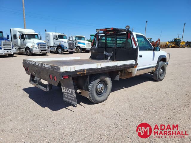Image of Chevrolet 2500 equipment image 3