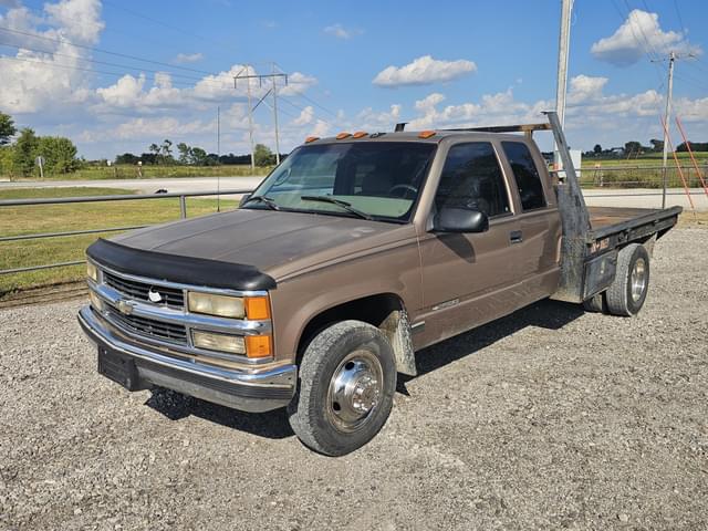 Image of Chevrolet 3500 equipment image 1