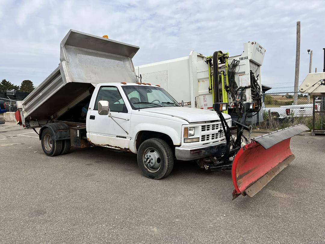 Image of Chevrolet 3500 Primary image