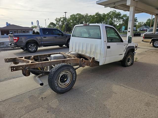 Image of Chevrolet 3500 equipment image 3
