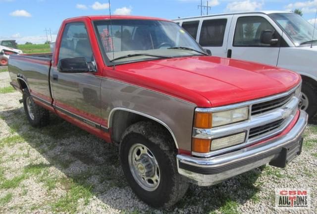 Image of Chevrolet C2500 equipment image 1