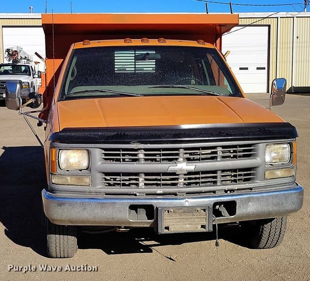 Image of Chevrolet C3500 equipment image 1