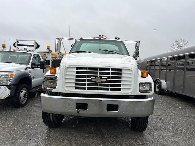 Image of Chevrolet C6500 equipment image 1