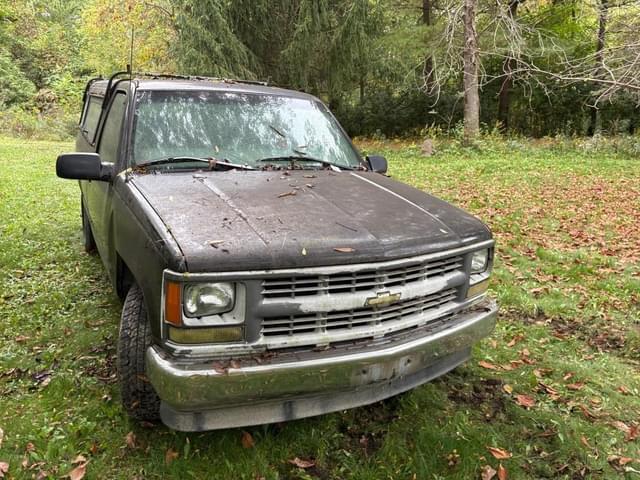 Image of Chevrolet 1500 equipment image 2