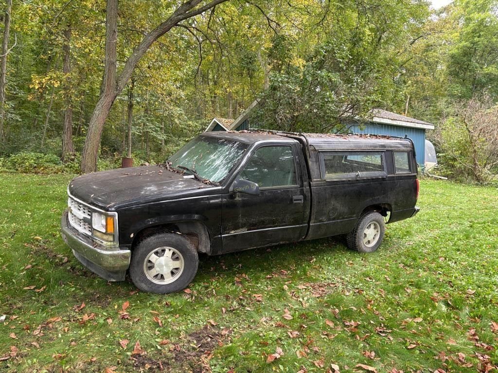 1997 Chevrolet 1500 Equipment Image0
