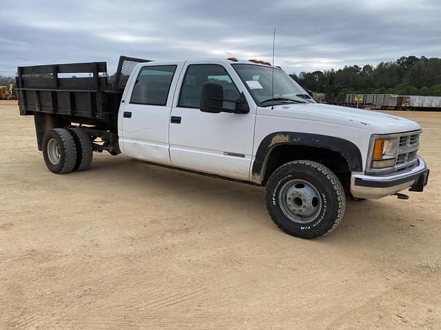 Image of Chevrolet 3500 equipment image 3