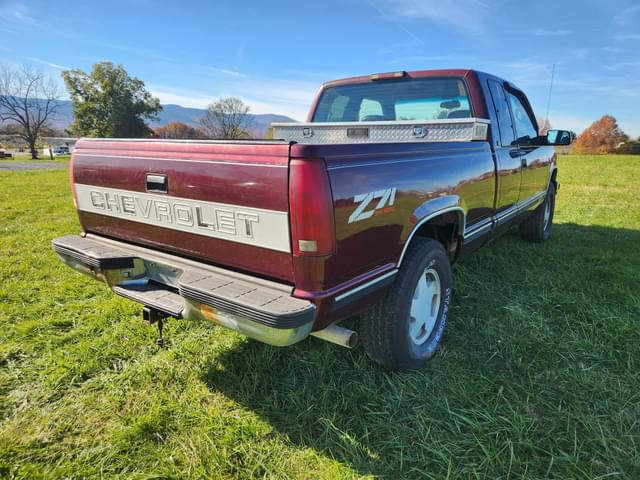 Image of Chevrolet K1500 equipment image 4