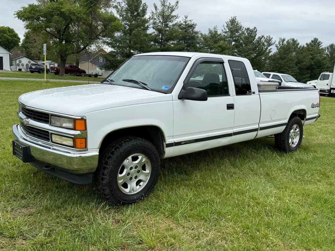 Image of Chevrolet 1500 Primary image
