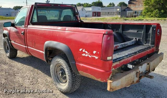 Image of Chevrolet K2500 equipment image 4
