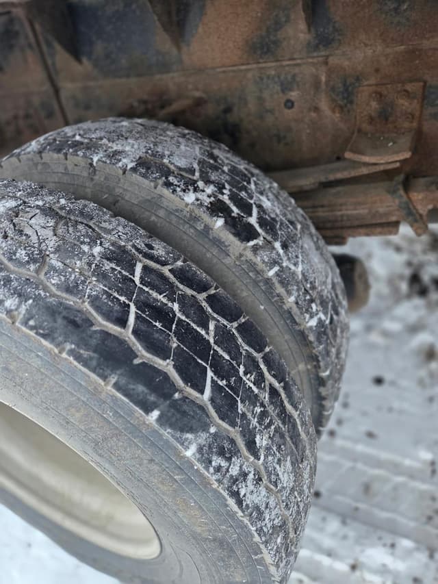 Image of Chevrolet Kodiak C7500 equipment image 2