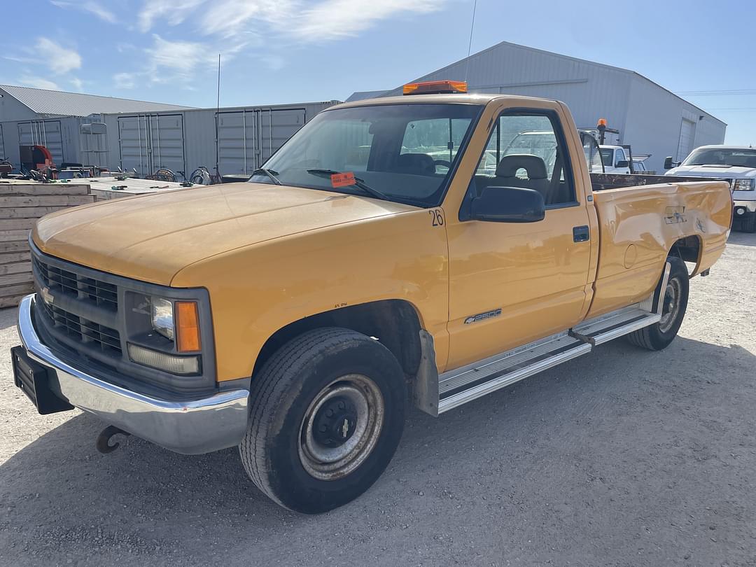 Image of Chevrolet 2500 Primary image