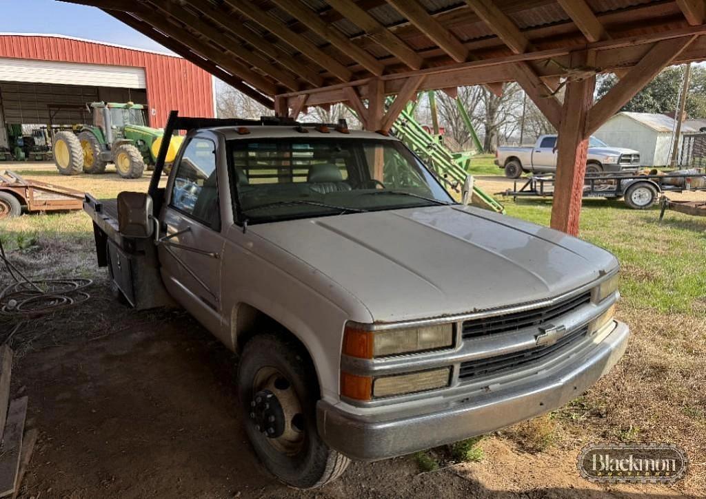 Image of Chevrolet 3500 Primary image