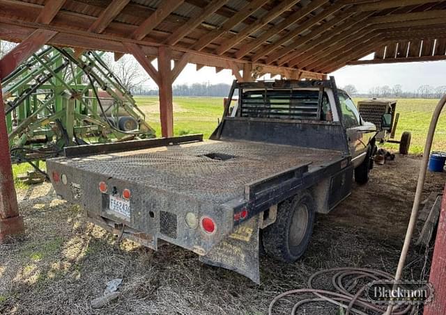 Image of Chevrolet 3500 equipment image 1