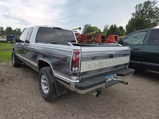 Image of Chevrolet K1500 equipment image 3