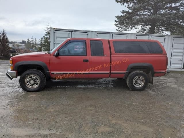Image of Chevrolet 2500 equipment image 1