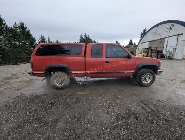 Image of Chevrolet 2500 equipment image 4
