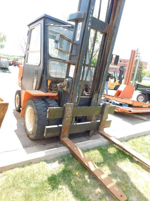 Image of Clark GPX40 equipment image 1