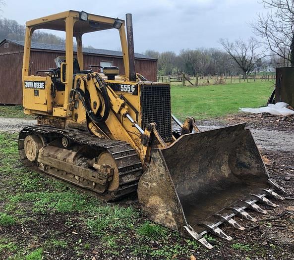 1997 John Deere 555G Equipment Image0