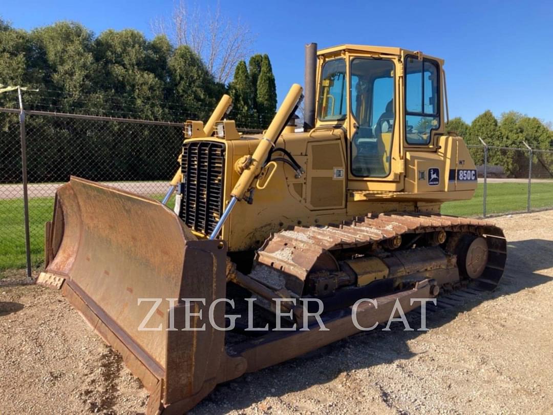 Image of John Deere 850C Primary image