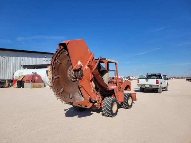 Image of Ditch Witch 7610 equipment image 4