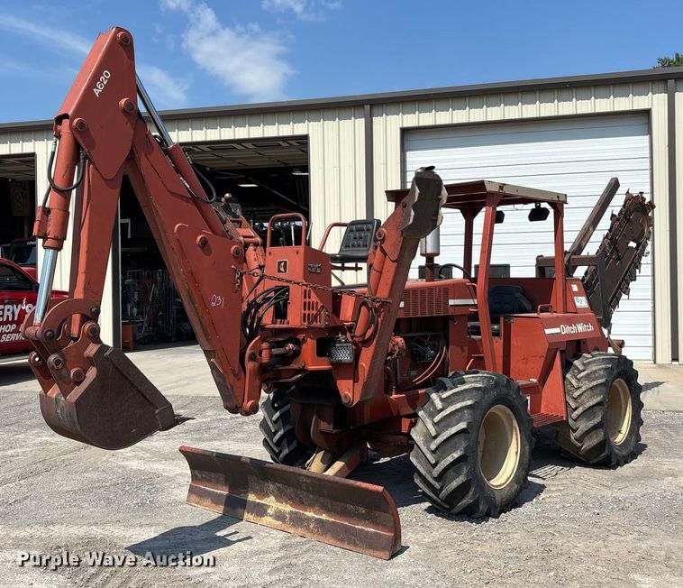 1997 Ditch Witch 7610 Equipment Image0