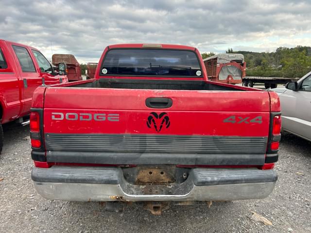 Image of Dodge Ram 1500 equipment image 3