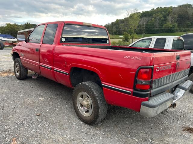 Image of Dodge Ram 1500 equipment image 2