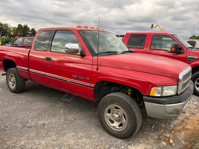 Image of Dodge Ram 1500 equipment image 1