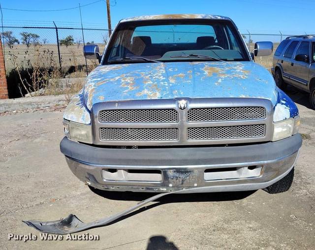 Image of Dodge Ram 1500 equipment image 1