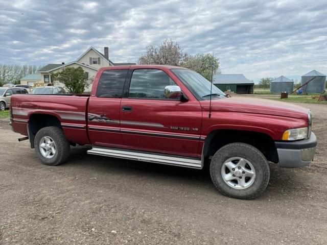 Image of Dodge Ram 1500 equipment image 2