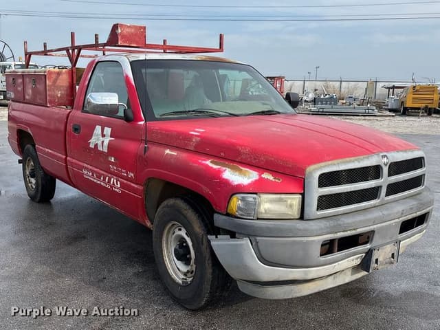 Image of Dodge Ram 1500 equipment image 2