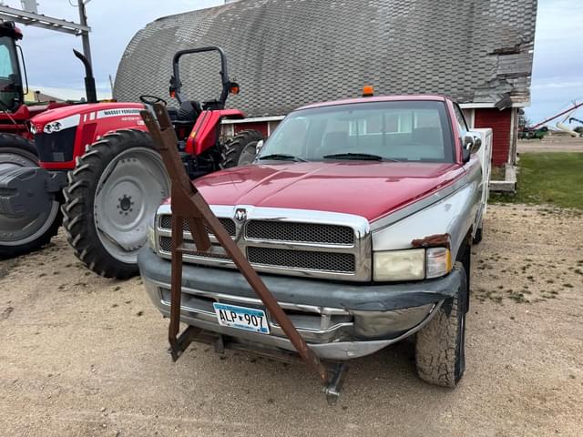 Image of Dodge Ram 1500 equipment image 1