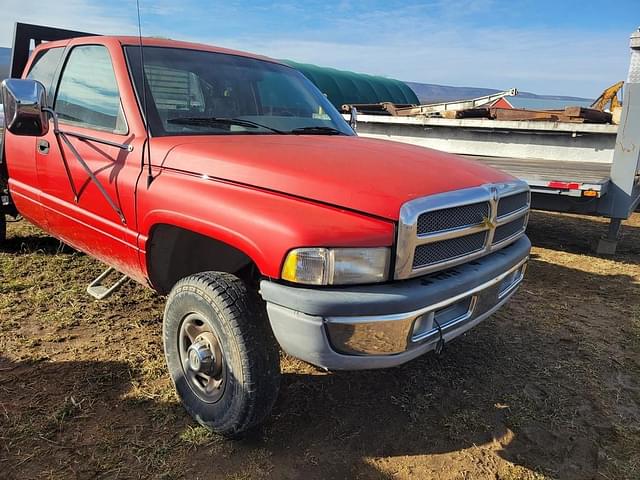 Image of Dodge Ram 2500 equipment image 1