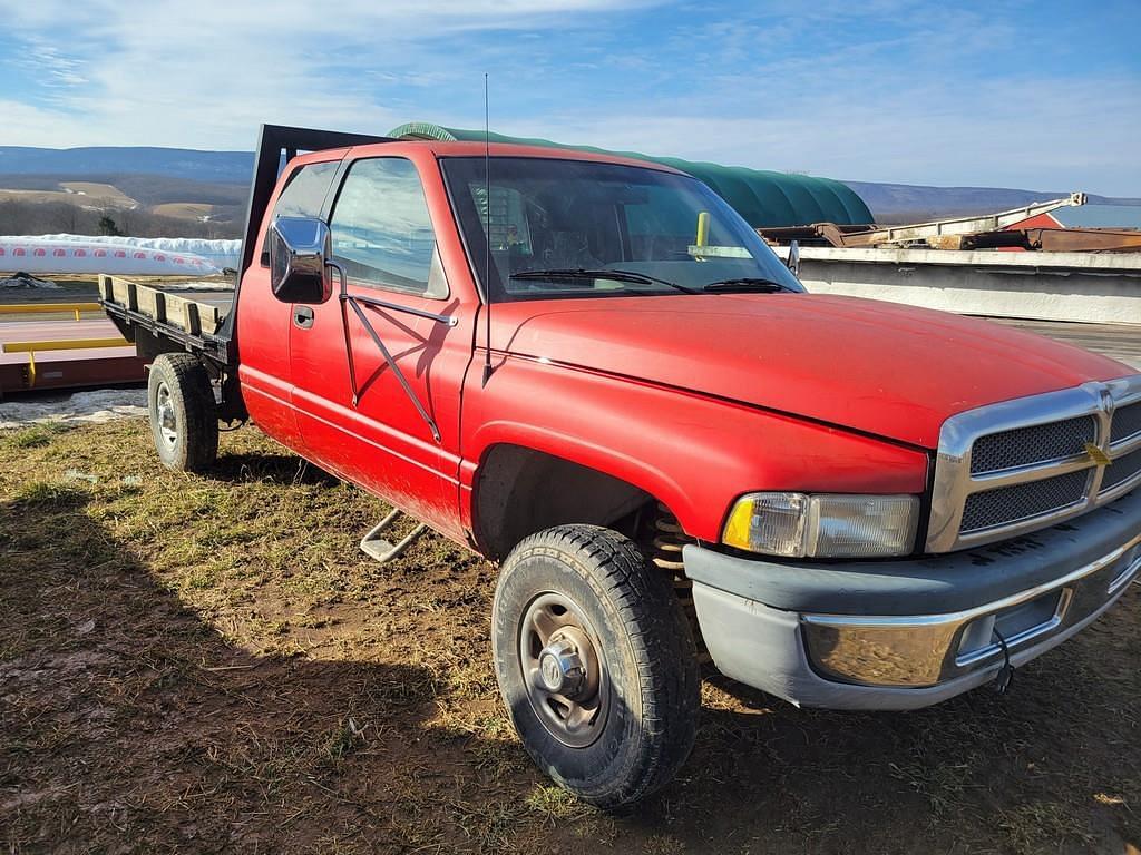 Image of Dodge Ram 2500 Primary image