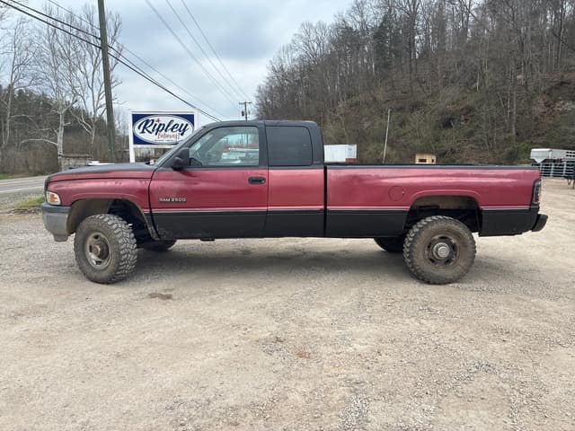 Image of Dodge Ram 2500 equipment image 1