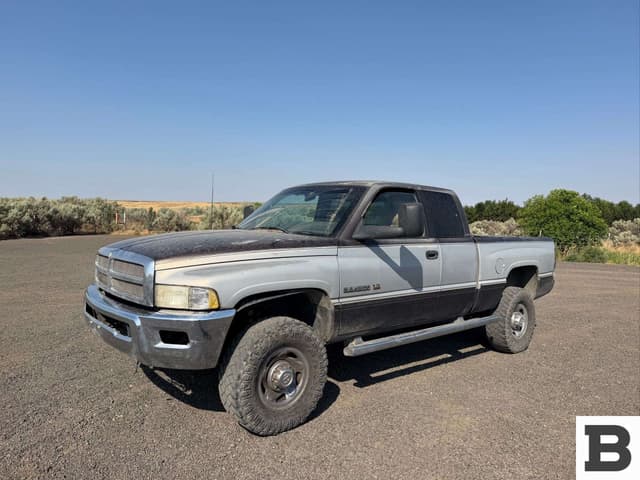 Image of Dodge Ram 2500 equipment image 2