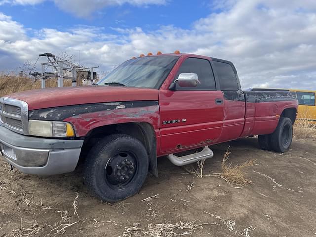 Image of Dodge Ram 3500 equipment image 1