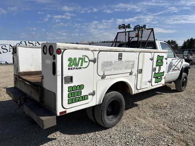 Image of Dodge Ram 3500 equipment image 4