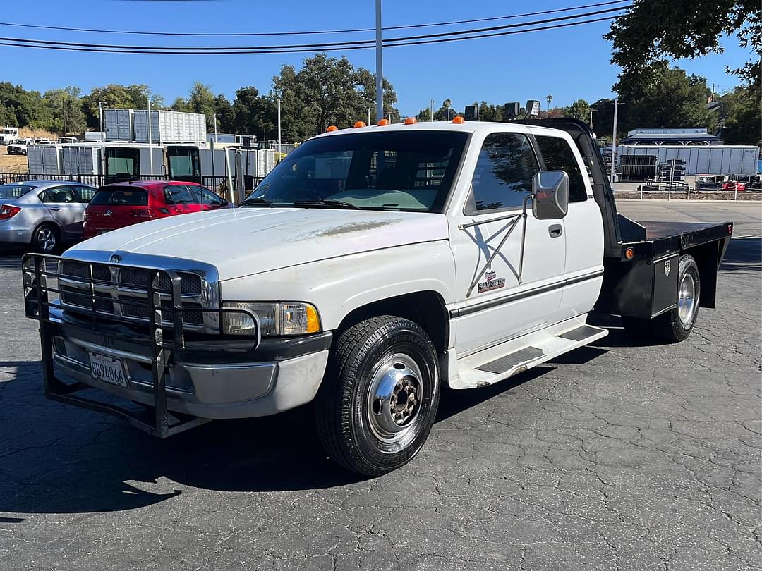 Image of Dodge Ram 3500 Primary image