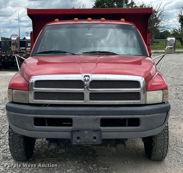 Image of Dodge Ram 3500 equipment image 1