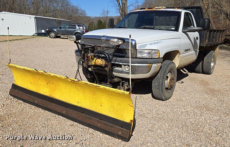 Image of Dodge Ram 3500 Primary image