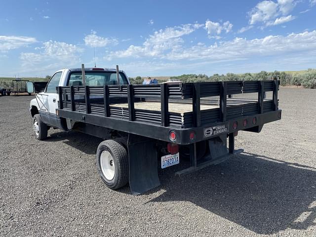 Image of Dodge Ram 3500 equipment image 3