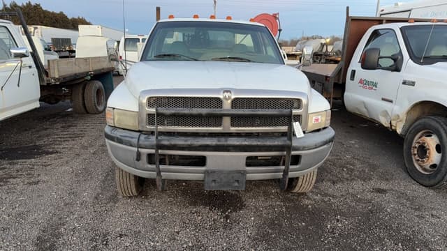 Image of Dodge Ram 3500 equipment image 1