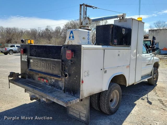 Image of Dodge Ram 3500 equipment image 4