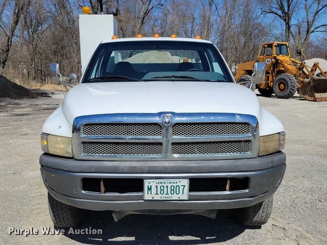 Image of Dodge Ram 3500 equipment image 1