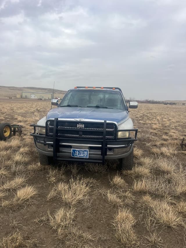 Image of Dodge Ram 2500 equipment image 1