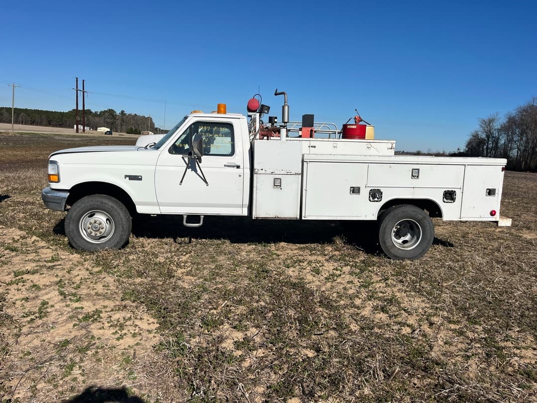 Image of Ford F-350 Primary image