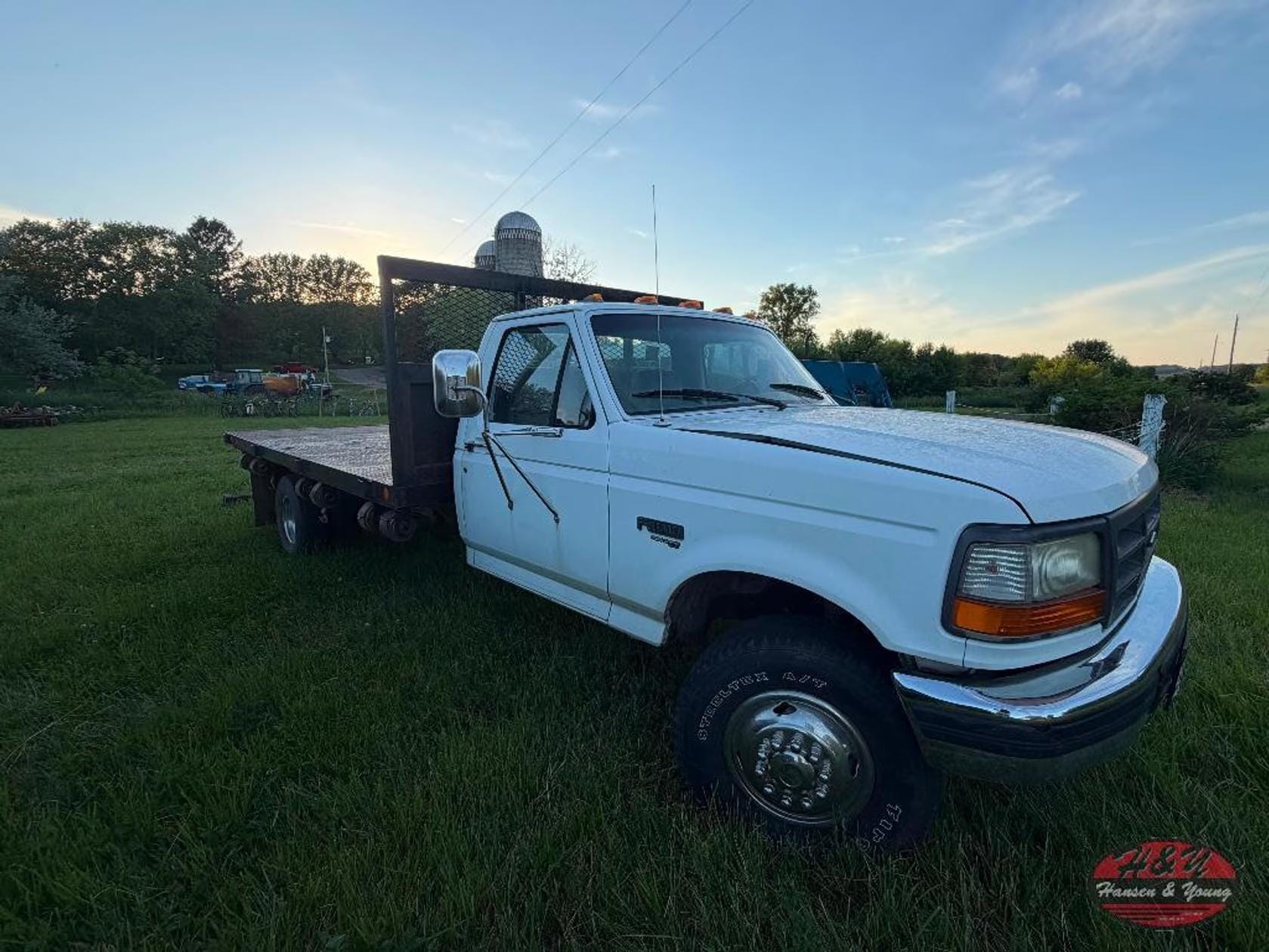 1997 Ford F-Super Duty Equipment Image0
