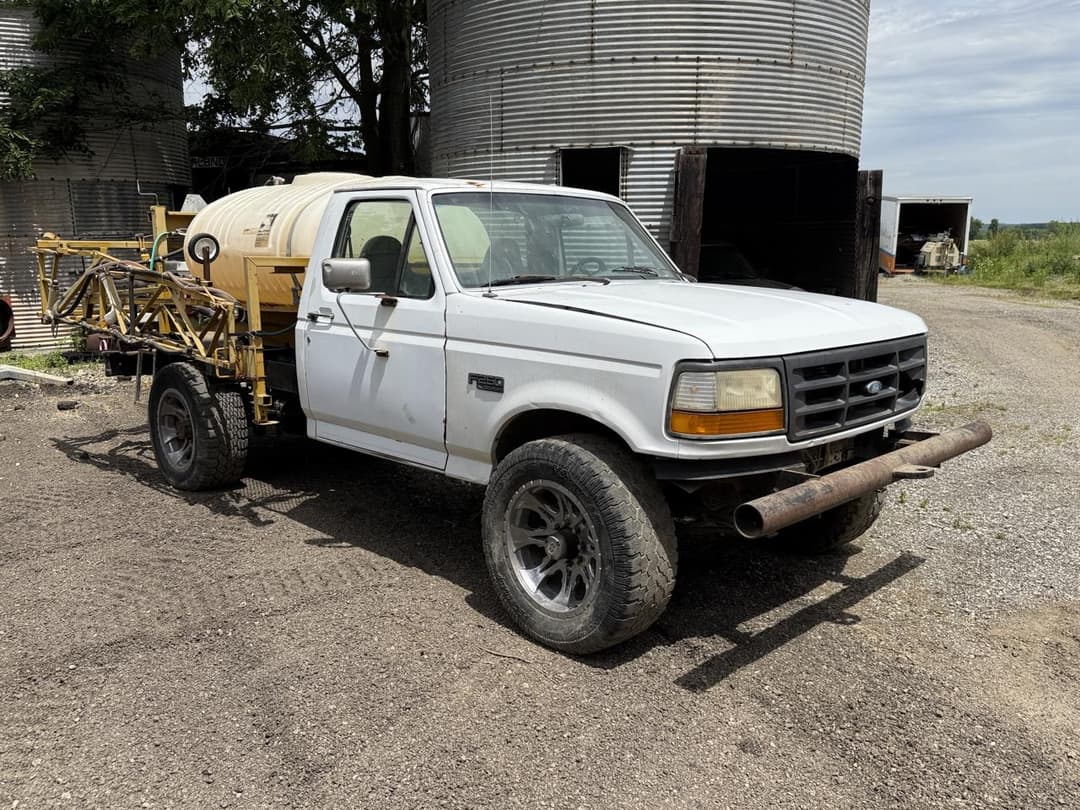 Image of Ford F-250 Primary image