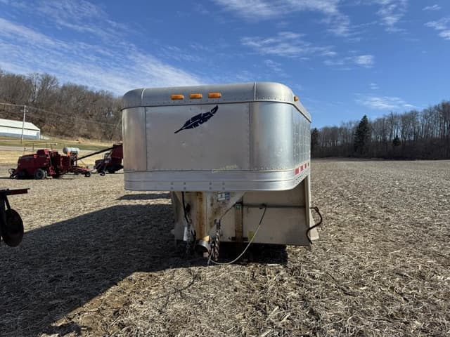 Image of Featherlite 8120 equipment image 1